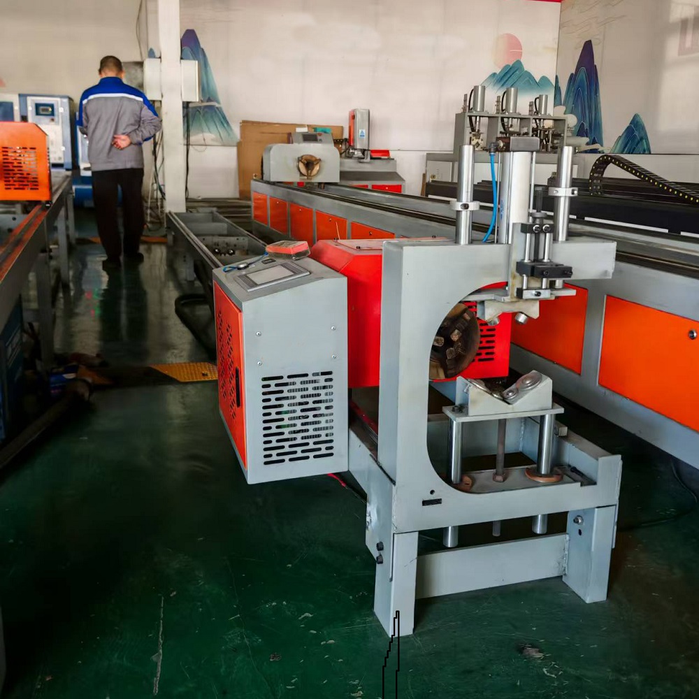 macchina per il taglio di tubi di grandi dimensioni al plasma cnc img1