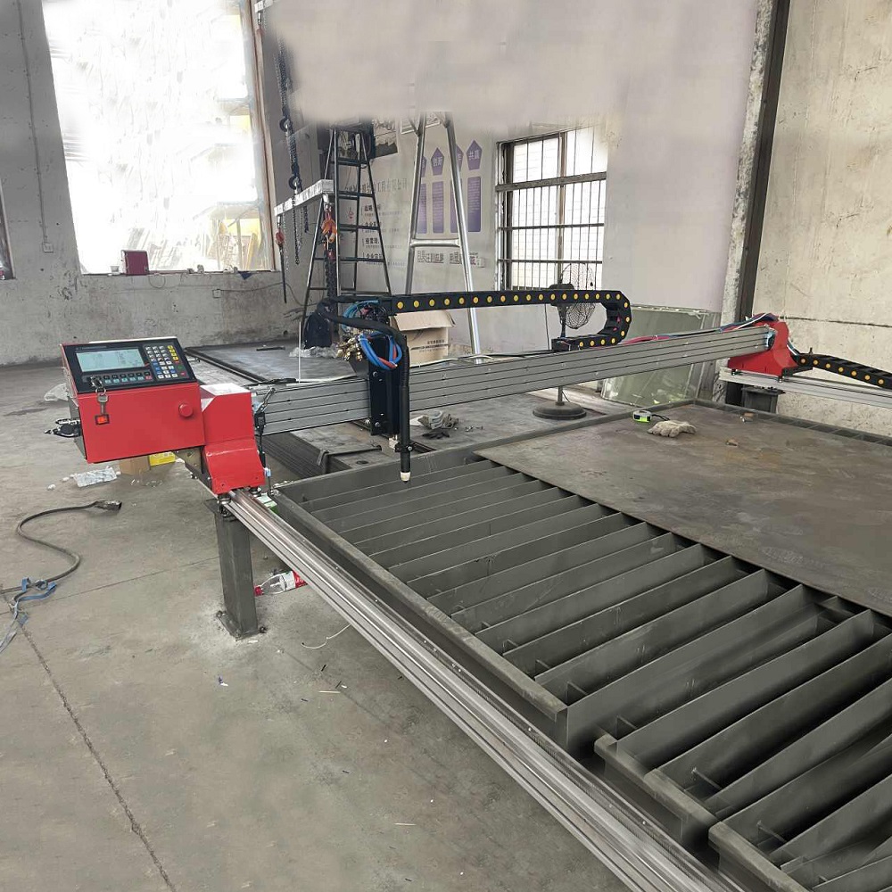 macchina per taglio plasma e fiamma CNC a portale portatile a doppia pista img2
