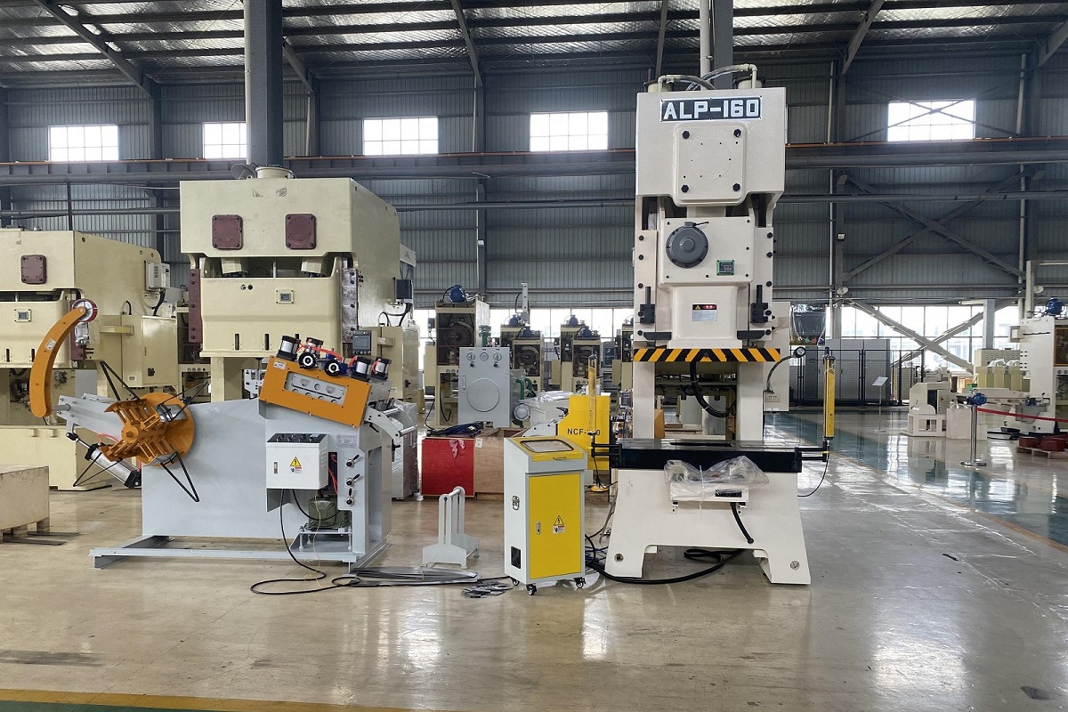 ligne de production de presses mécaniques à solutions personnalisées Alekvs