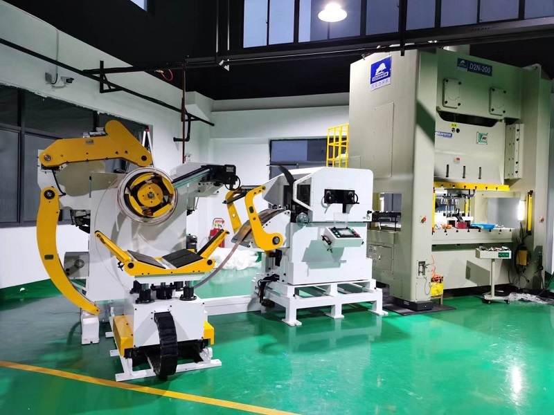 3 in 1 decoiler straightener feeder for press machines