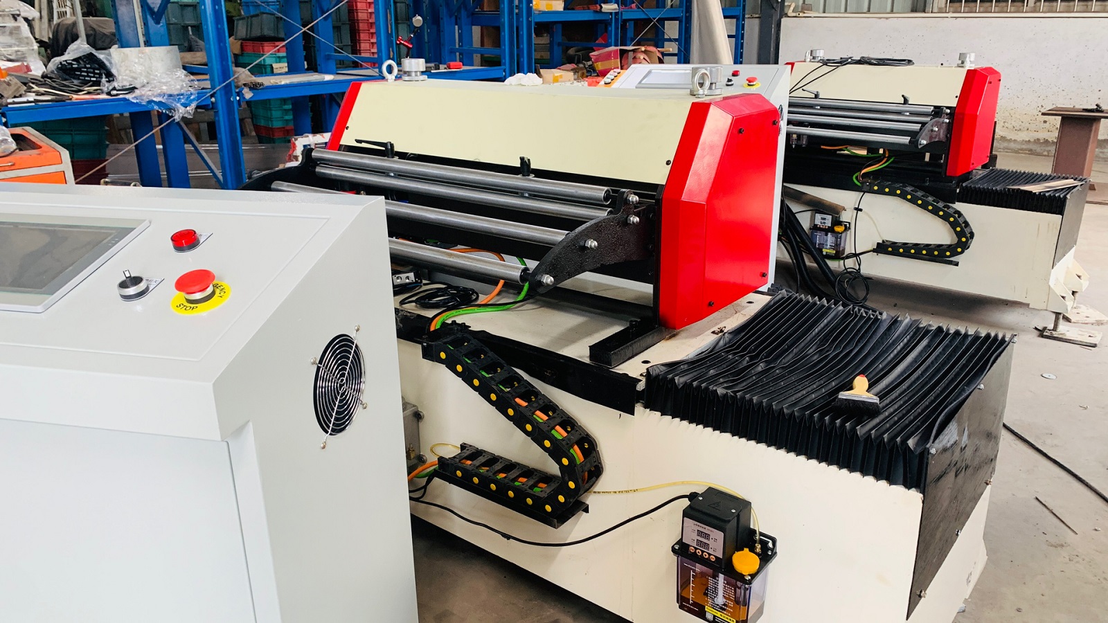 automatischer NC-Servo-Zickzack-Zuführer für Stahlstanzlinie