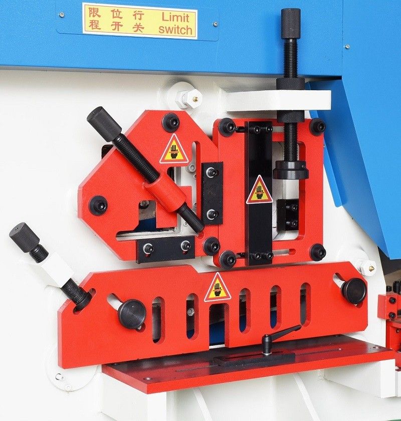material pressing device 1