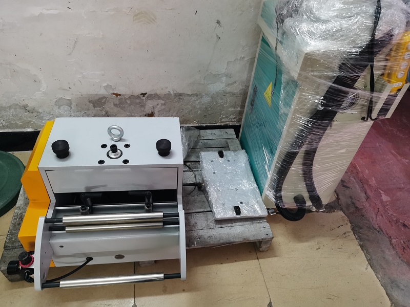nc roll feeder for sheet stamping hinge making machine