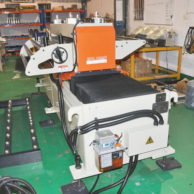 Edelstahl-Kreisschneide-Zickzack-Servo-Feeder1