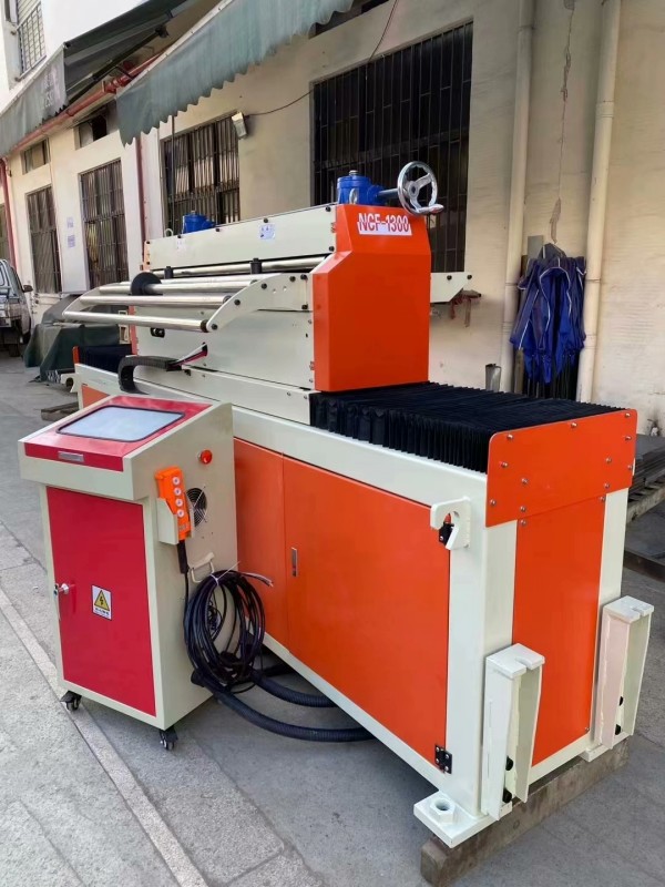 Zickzack-Servo-Feeder für Edelstahl
