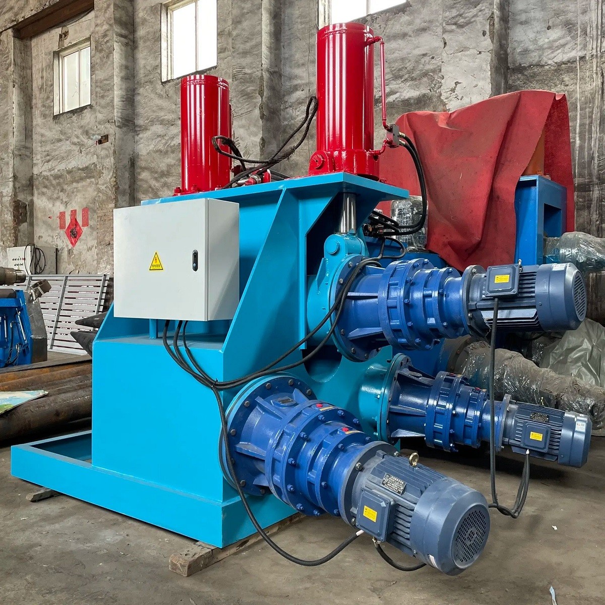hydraulic 3 roller cone plate rolling machine img2