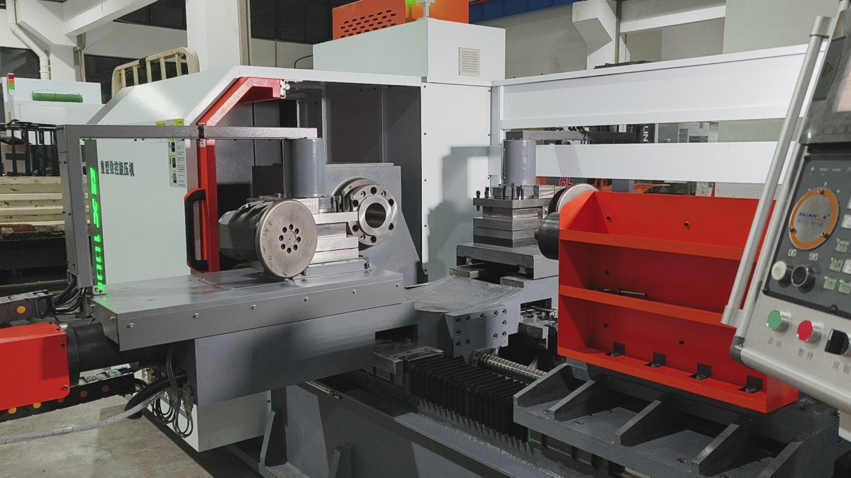 150 mm Doppelrollen-CNC-Metalldrückmaschine 6