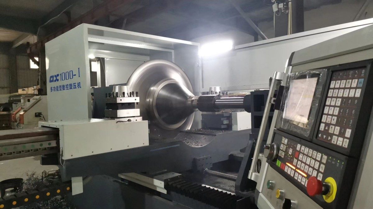 150 mm Doppelrollen-CNC-Metalldrückmaschine 7