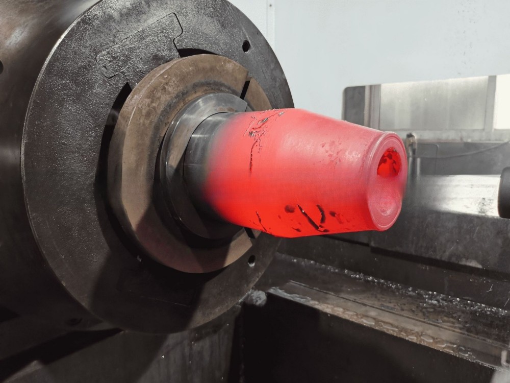 CNC-Metalldrücken und -formen