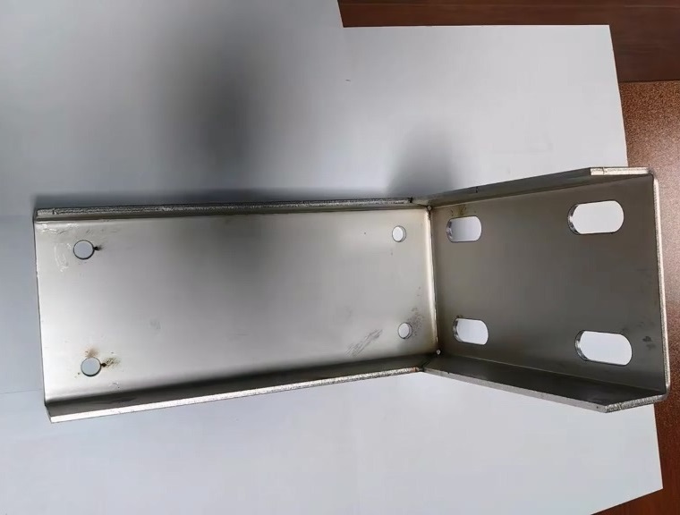 शीट धातु प्रसंस्करण झुकने workpiece नमूना प्रदर्शन 1
