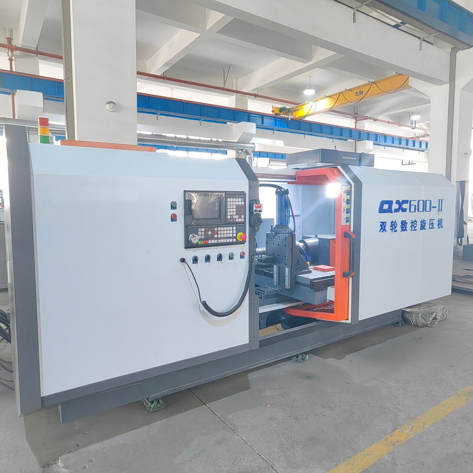 CNC-Doppelwalzen-Metalldrückmaschine img3