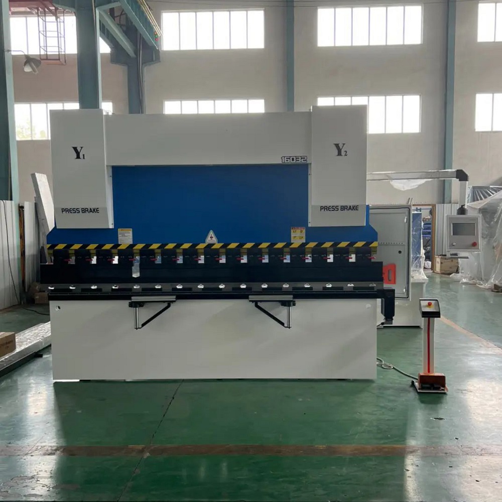 सर्वो ड्राइव सीएनसी शीट झुकने मशीन alekvs img3
