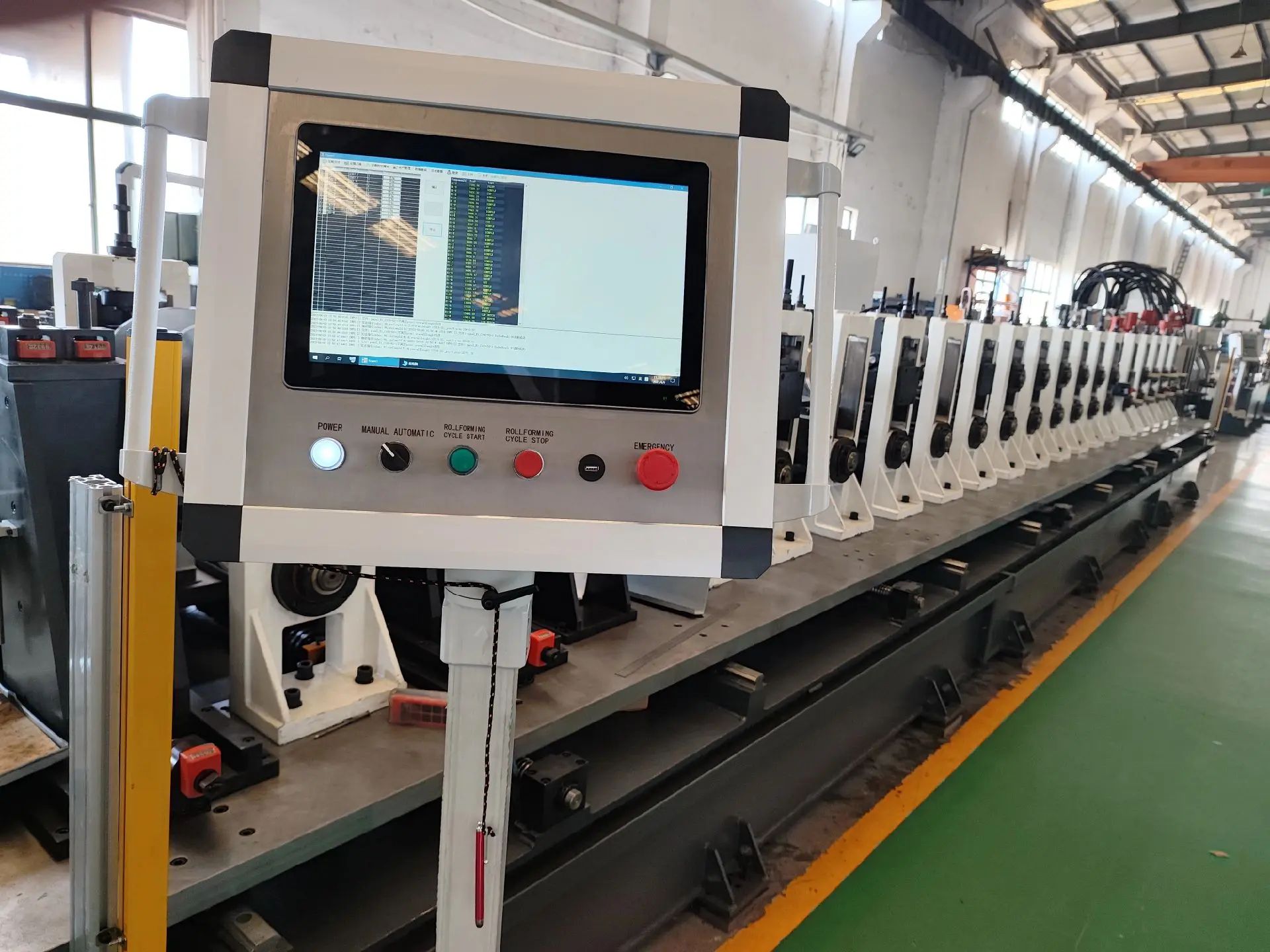 tam otomatik rulo şekillendirme hatları cnc