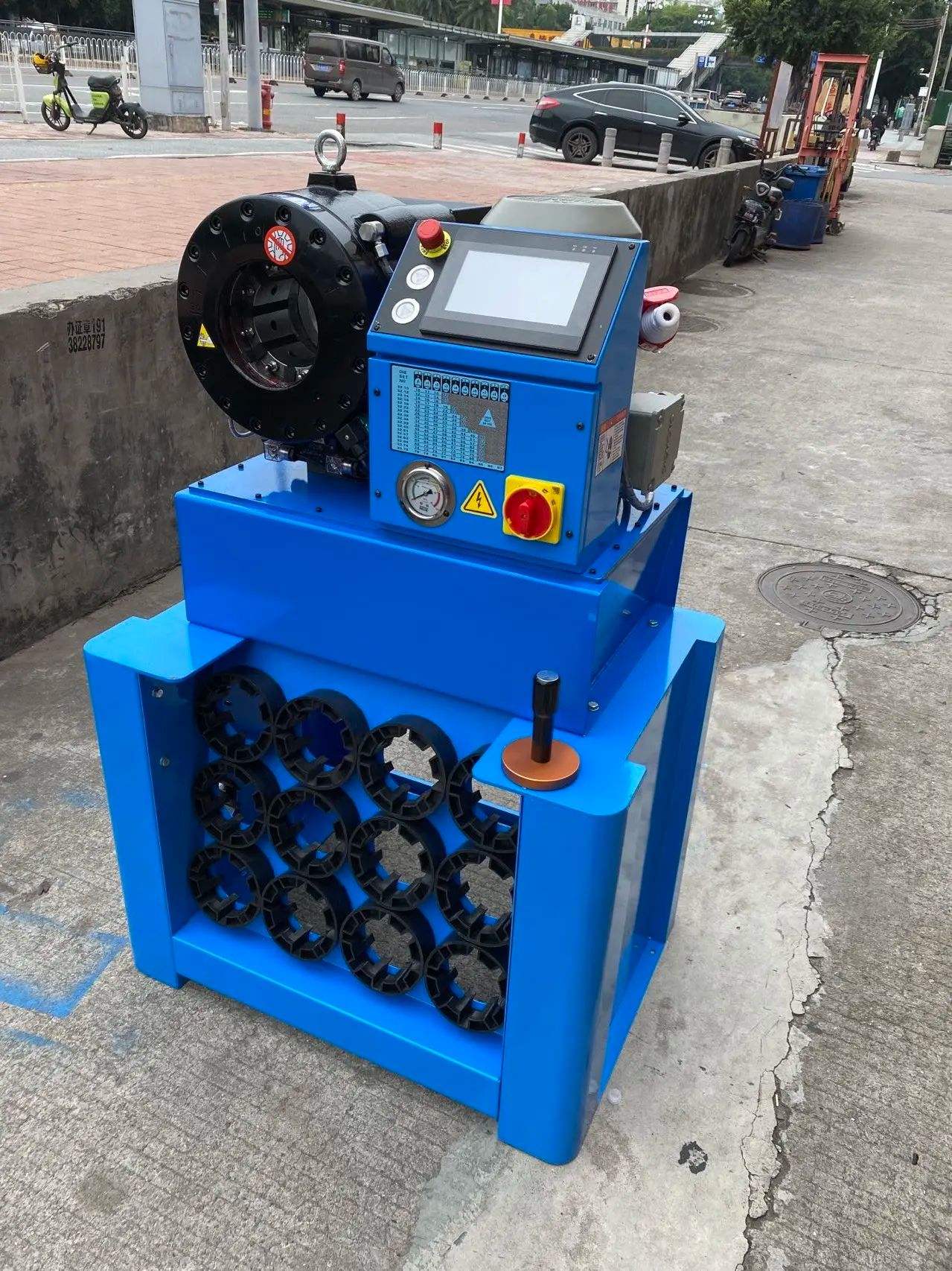 máy uốn ống thủy lực công nghiệp 1