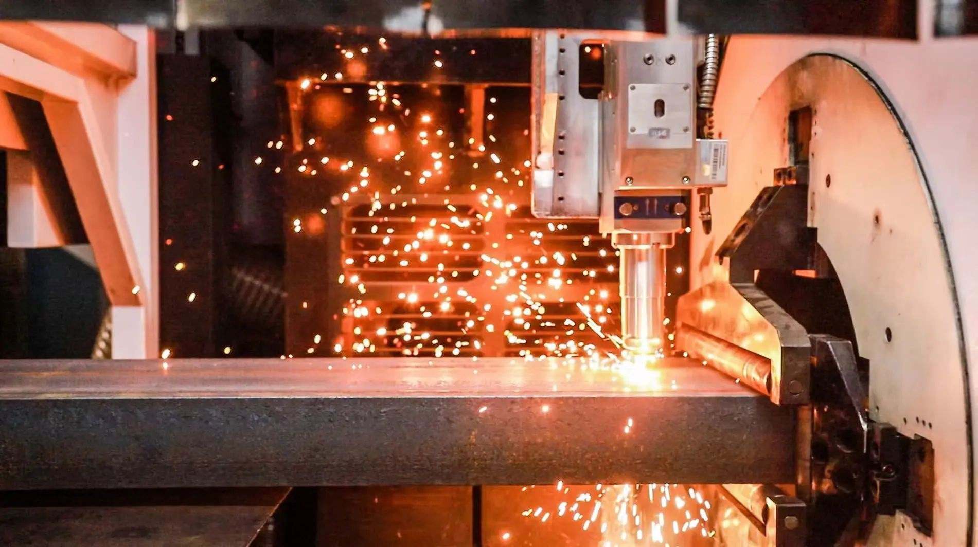 rectangular tube laser cutting
