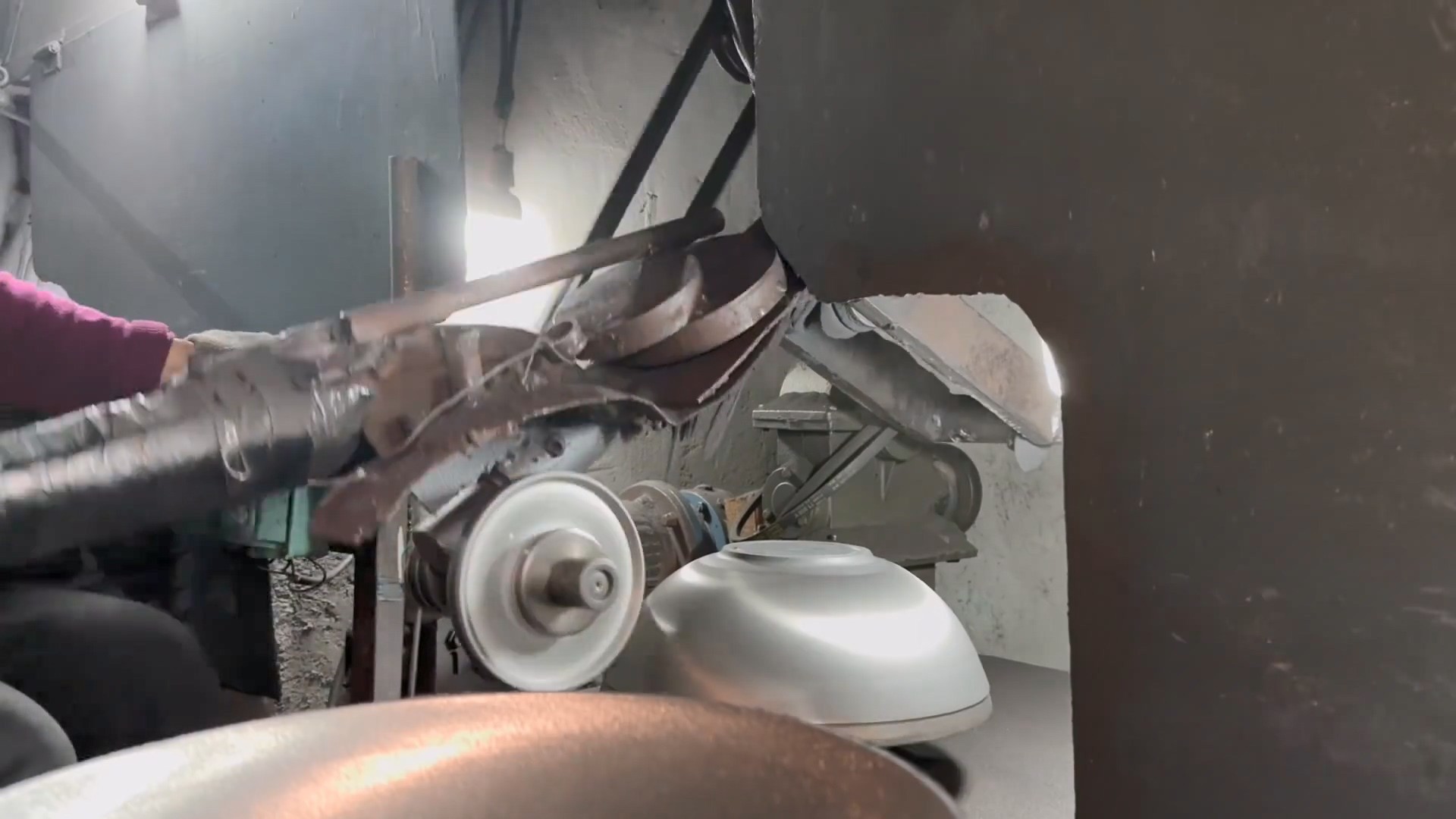 bottom grinding and polishing