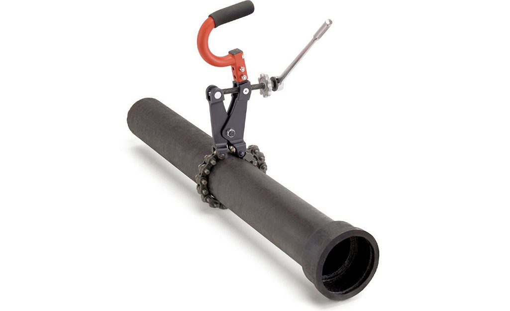 cut cast iron pipe