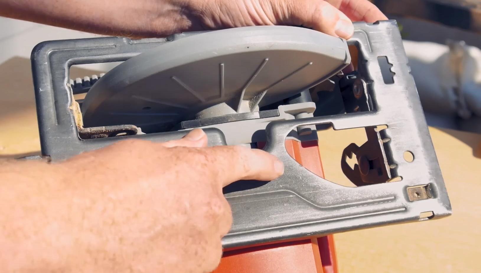 parts of a circular saw 2