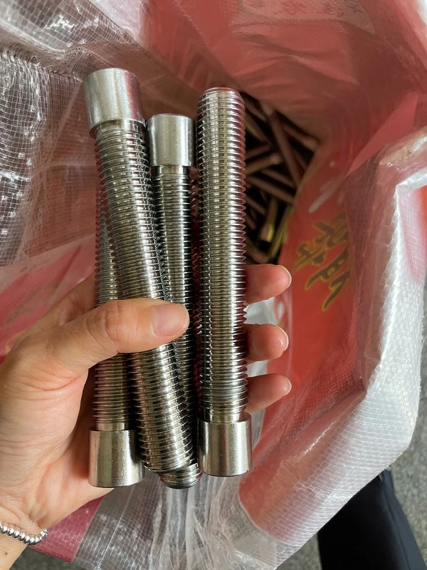bolts screws threaded rod
