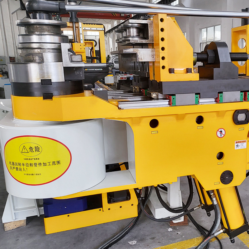 Máquina dobladora de tubos de mandril automática CNC para formas complejas