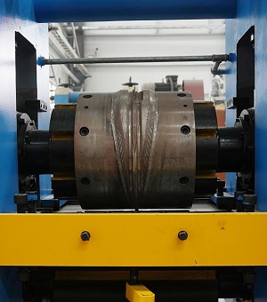 máquina de forja y laminación de cuñas cruzadas