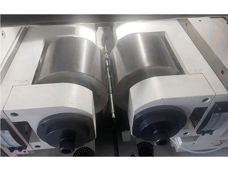 precision engineered thread rolling dies