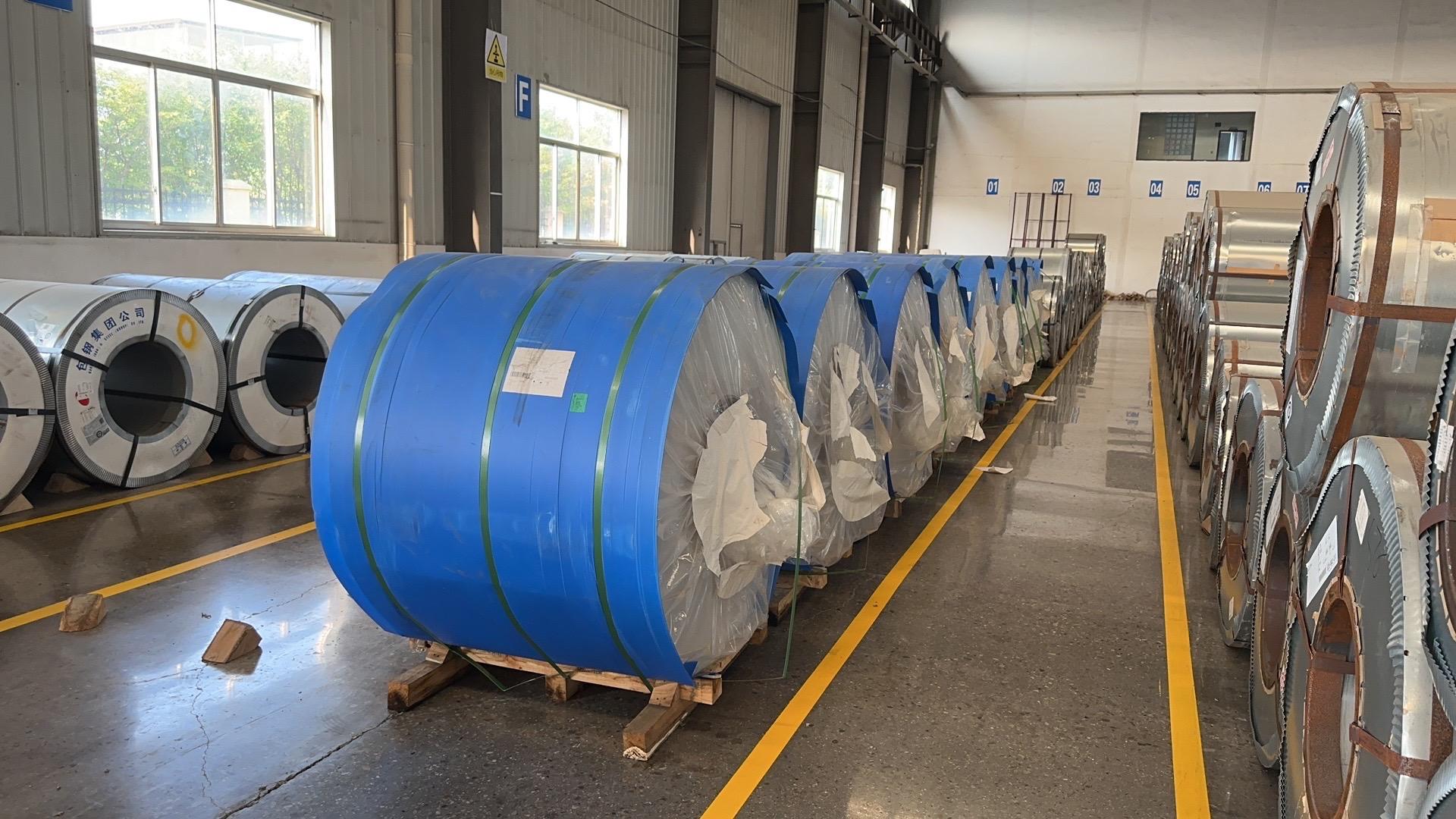 Bobinas de acero inoxidable galvanizado recortadas y enrolladas