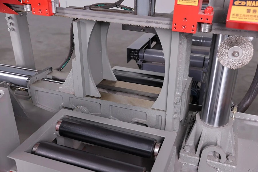 Vérin de serrage hydraulique à course complète AEK VA 3040