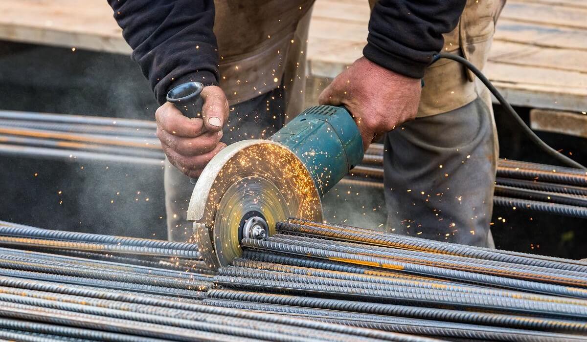 angle grinder cutting steel bars