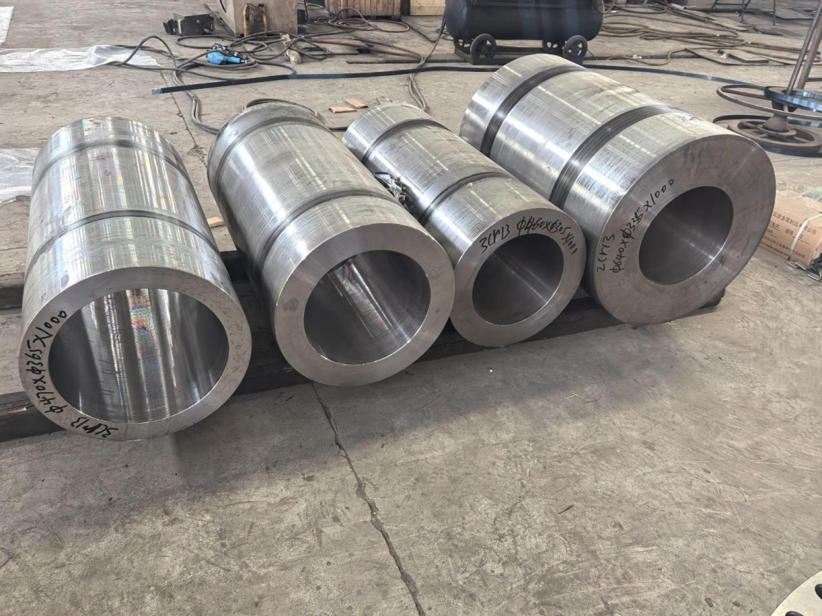 metal cylinders steel pipes forgings