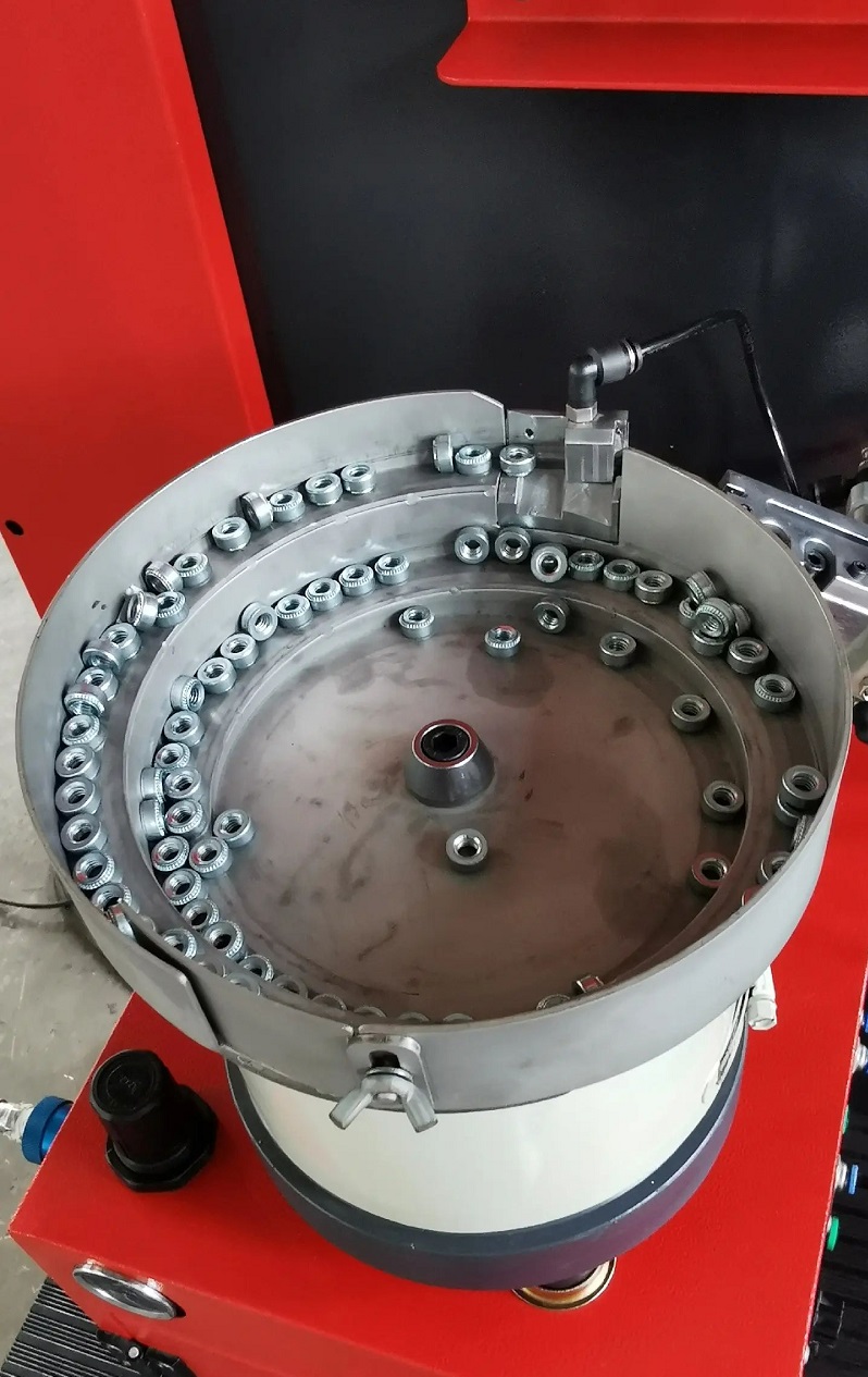 vibrating feed tray