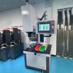 Máquina automática de inserción de remaches hidráulicos (img2)