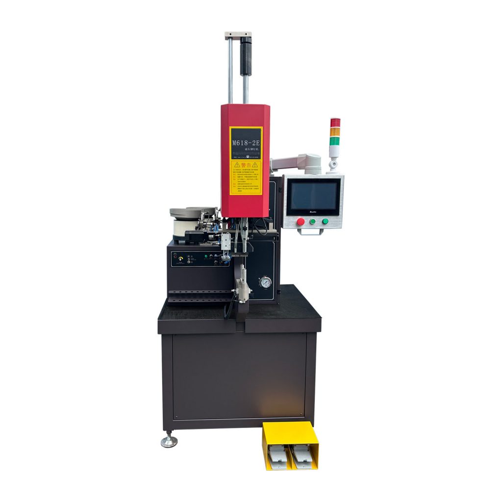 Máquina de inserción de sujetadores con alimentación automática multiestación img2