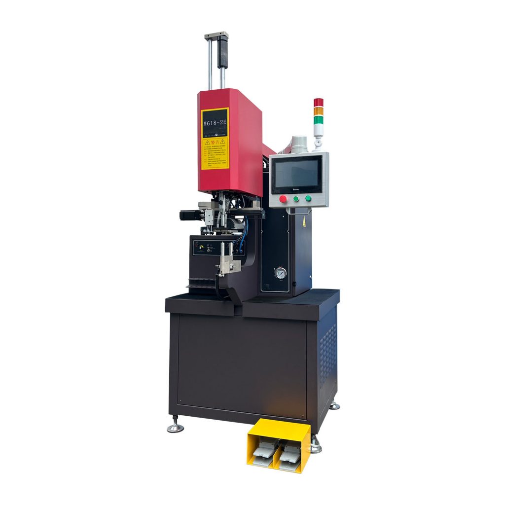 Máquina de inserción de sujetadores con alimentación automática multiestación img4