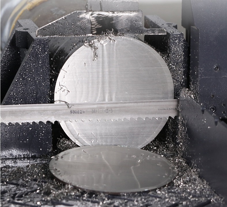 alloy metal round bar band saw cutting