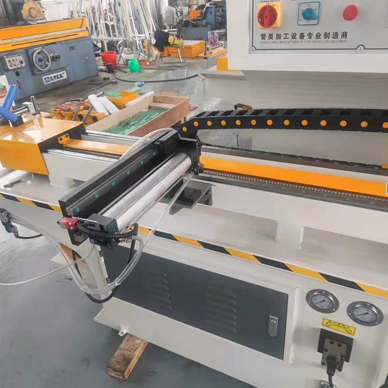 dispositivo automático de alimentação e fixação