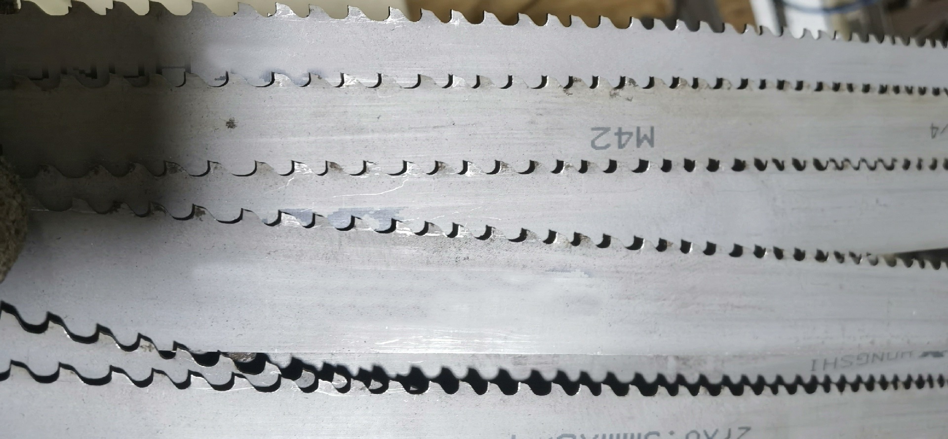 customizable coatings saw tooth types with band saw blades