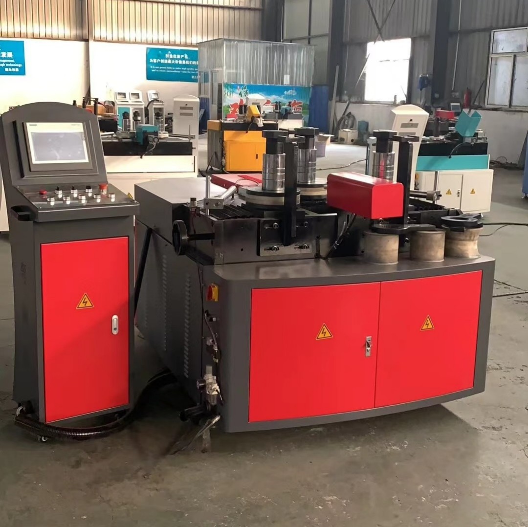 Máquina dobladora CNC de aluminio de 3 rodillos para la fabricación de ventanas y puertas