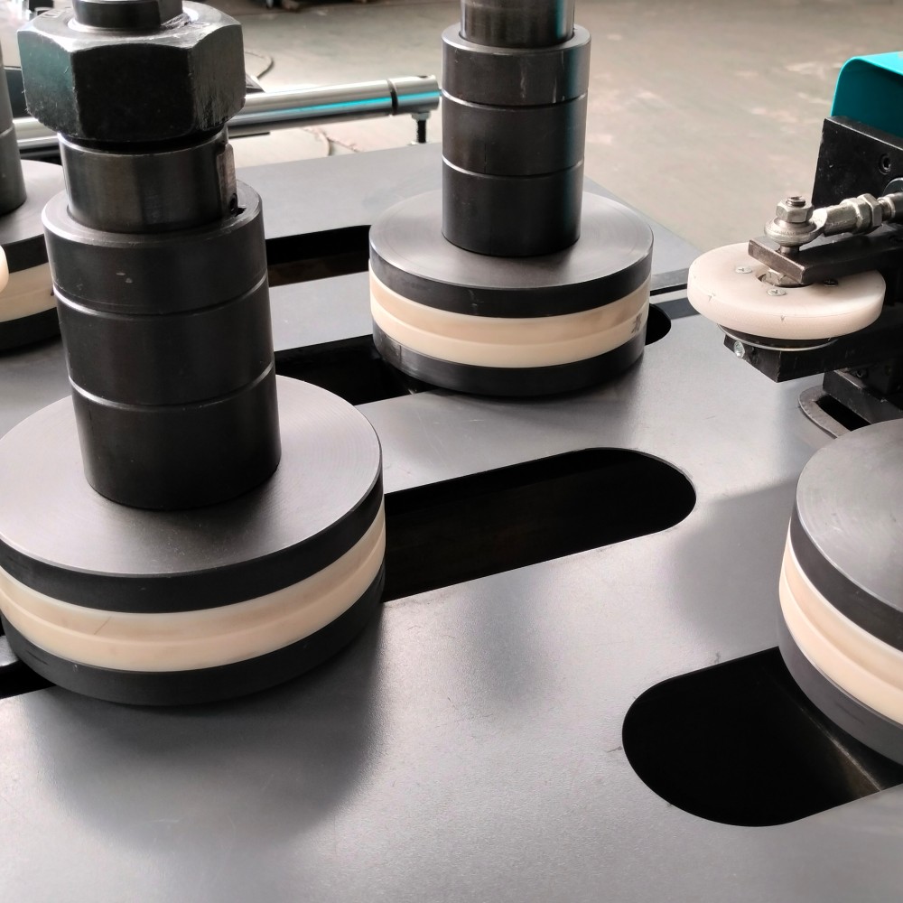 Rodillo formador de arco para máquina dobladora de perfiles de aluminio CNC de 4 rodillos