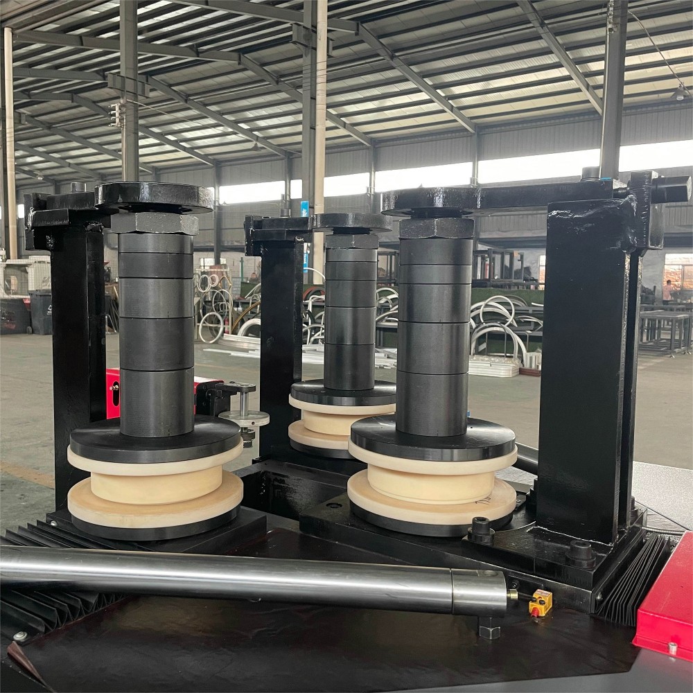 Rodillo doblador de perfiles de aluminio CNC para conformado de arco preciso