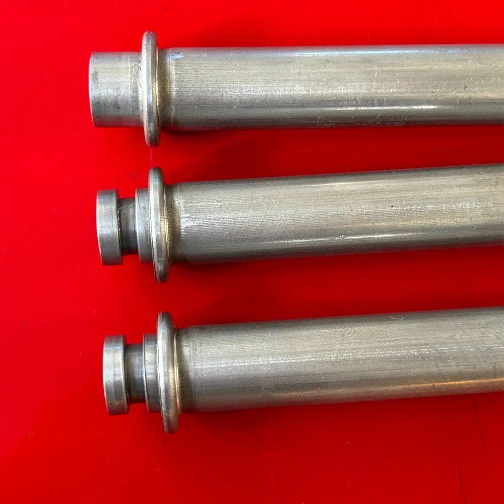 échantillon de rainurage d'extrémité de tuyau