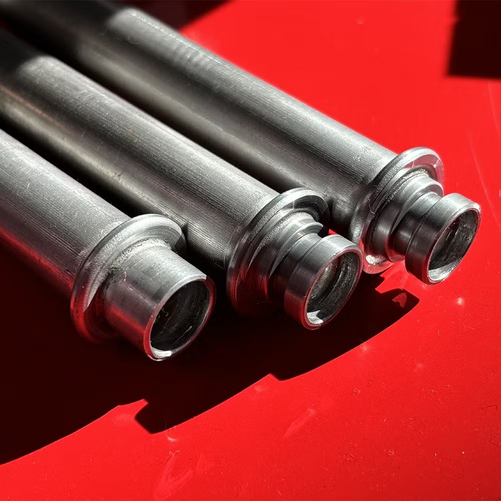 Exemple de rainurage de tuyau sur un tuyau en acier inoxydable