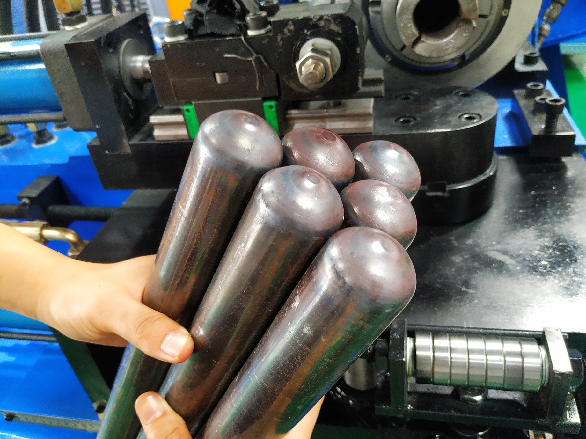 เครื่องปิดปลายท่อ เครื่องซีลท่อเหล็ก