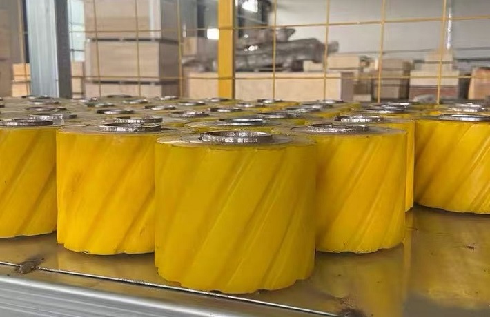 auto feeding inverting plate beveling machine pressure wheel assembly