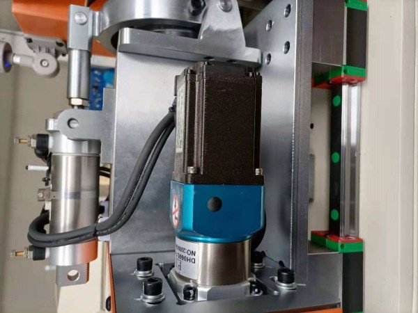 cnc tube flanging machine servo actuator detail