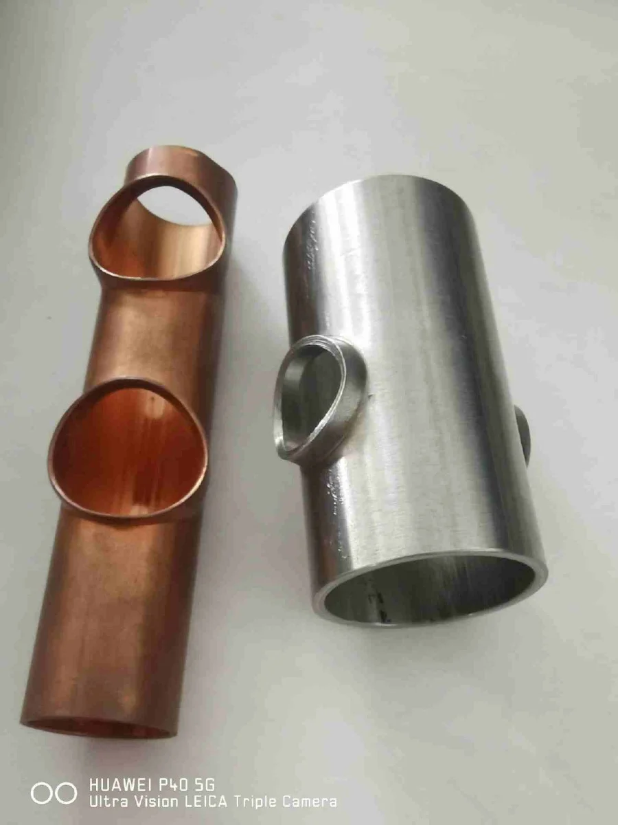 медная труба с перфорированными и фланцевыми отверстиями