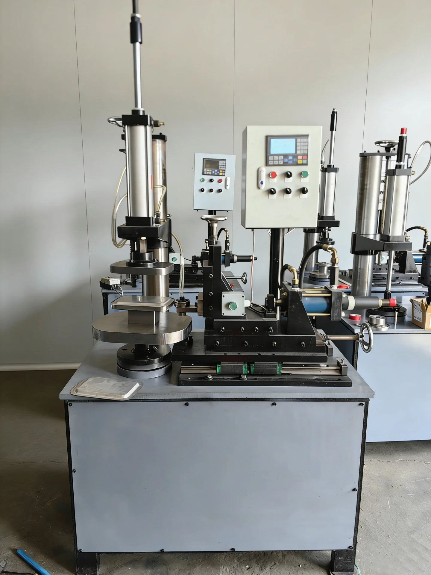 edge trimming beading flanging machine for air ducts and fan housings