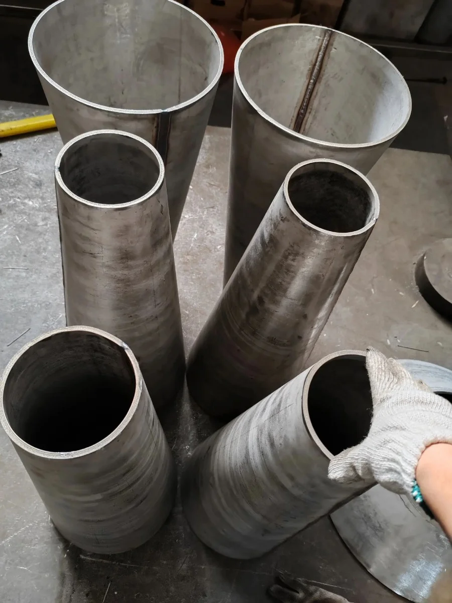 Готовые конические трубы большого диаметра, обработанные на конусопрокатном станке дискового типа ake dcr.