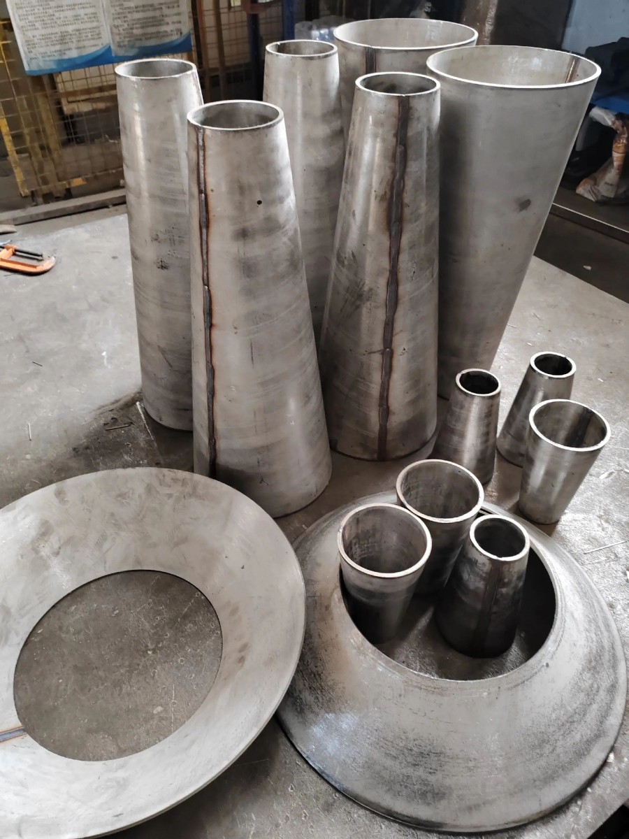 готовая продукция дискового конусного прокатного стана ake dcr, конические трубы из нержавеющей стали, редукторы