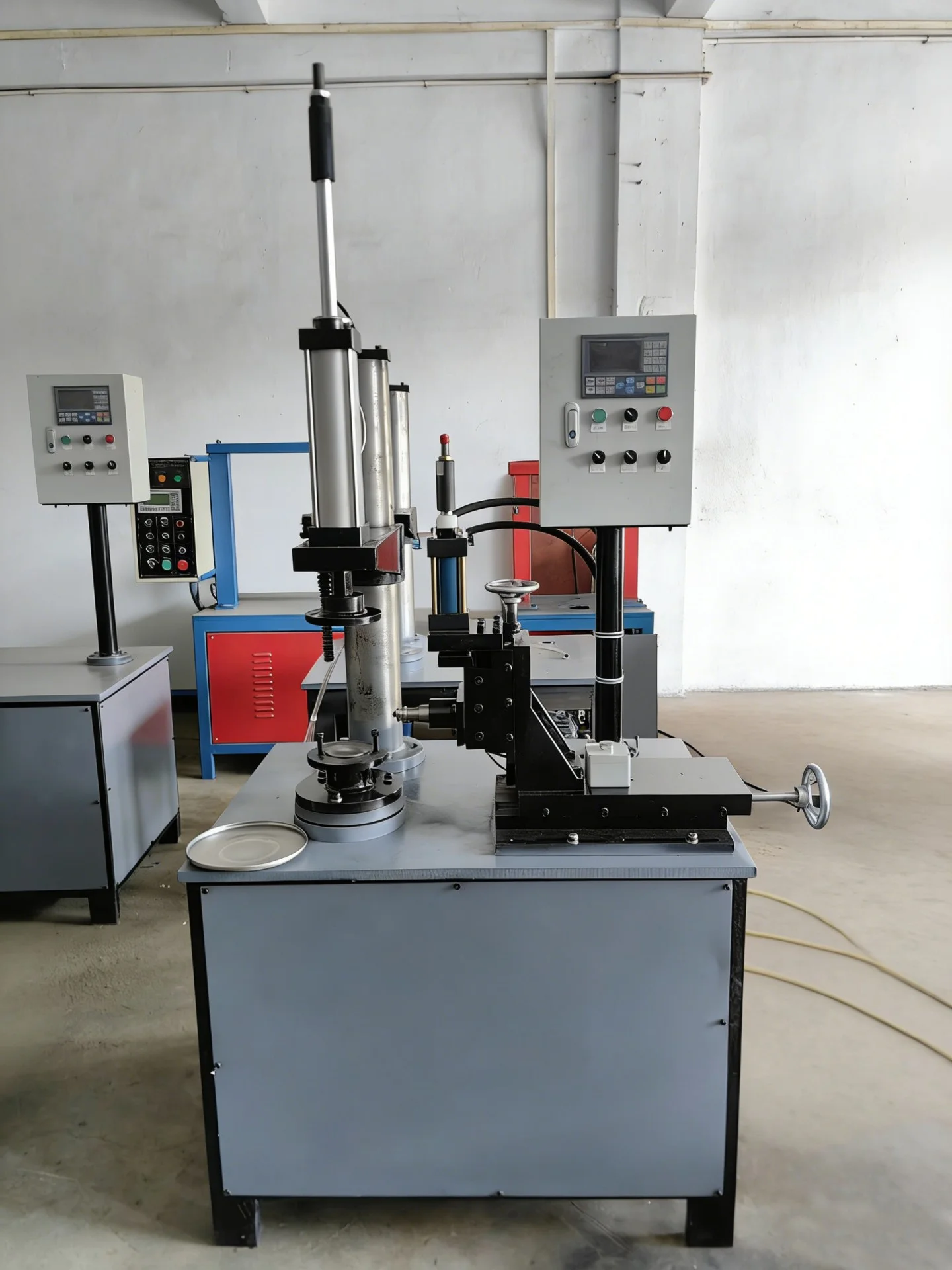 hydraulic edge trimming beading flanging machine for metal barrels